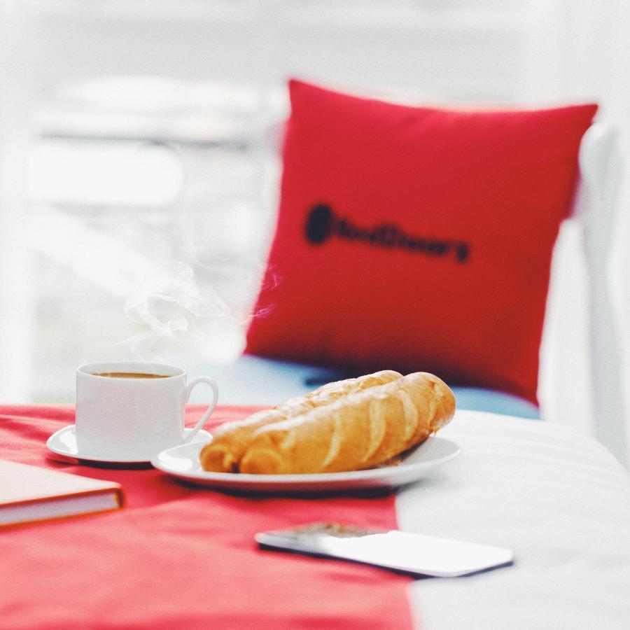 Reddoorz Hostel Near St. Joseph'S Cathedral Ханой Екстериор снимка