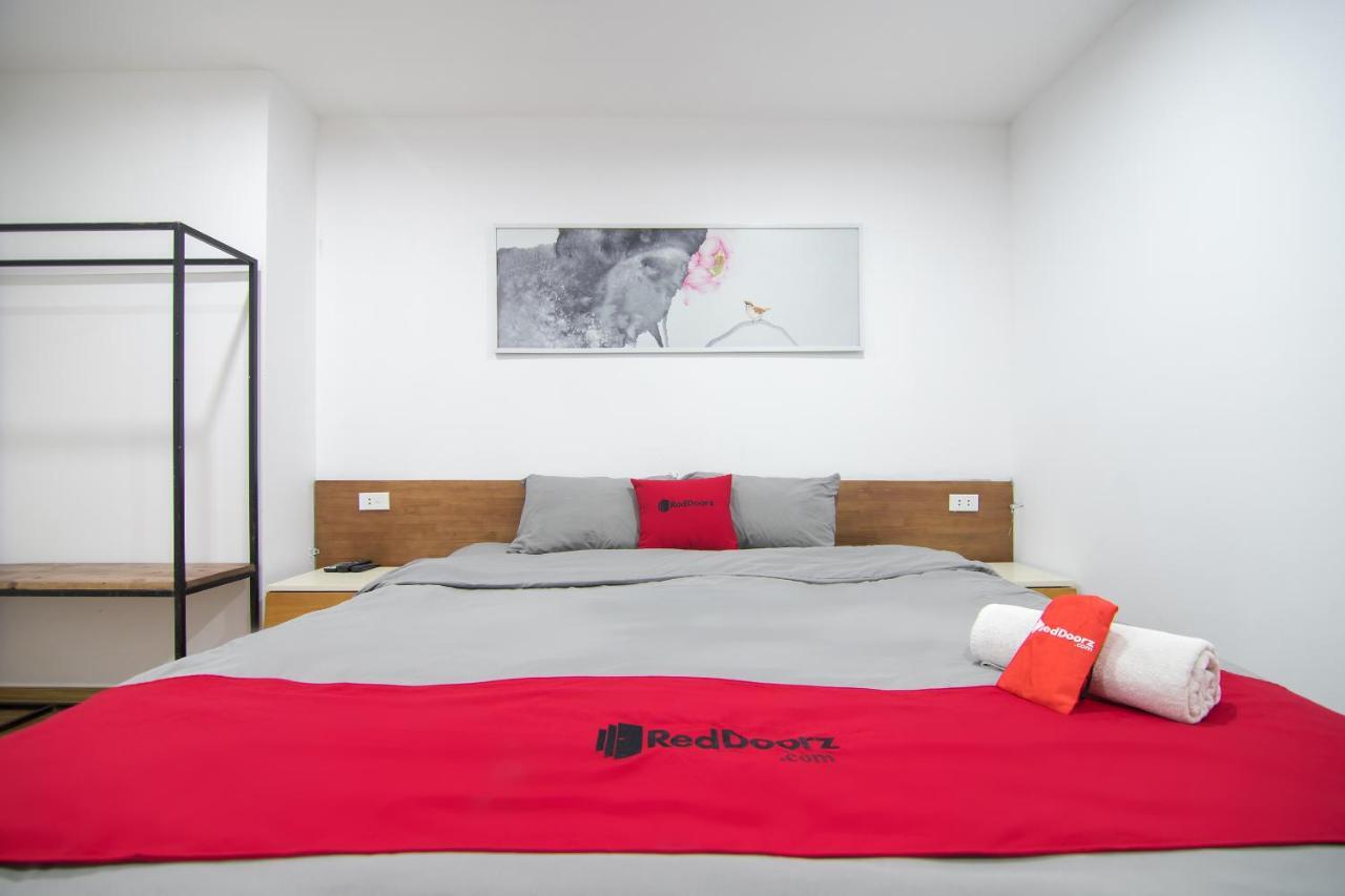 Reddoorz Hostel Near St. Joseph'S Cathedral Ханой Екстериор снимка